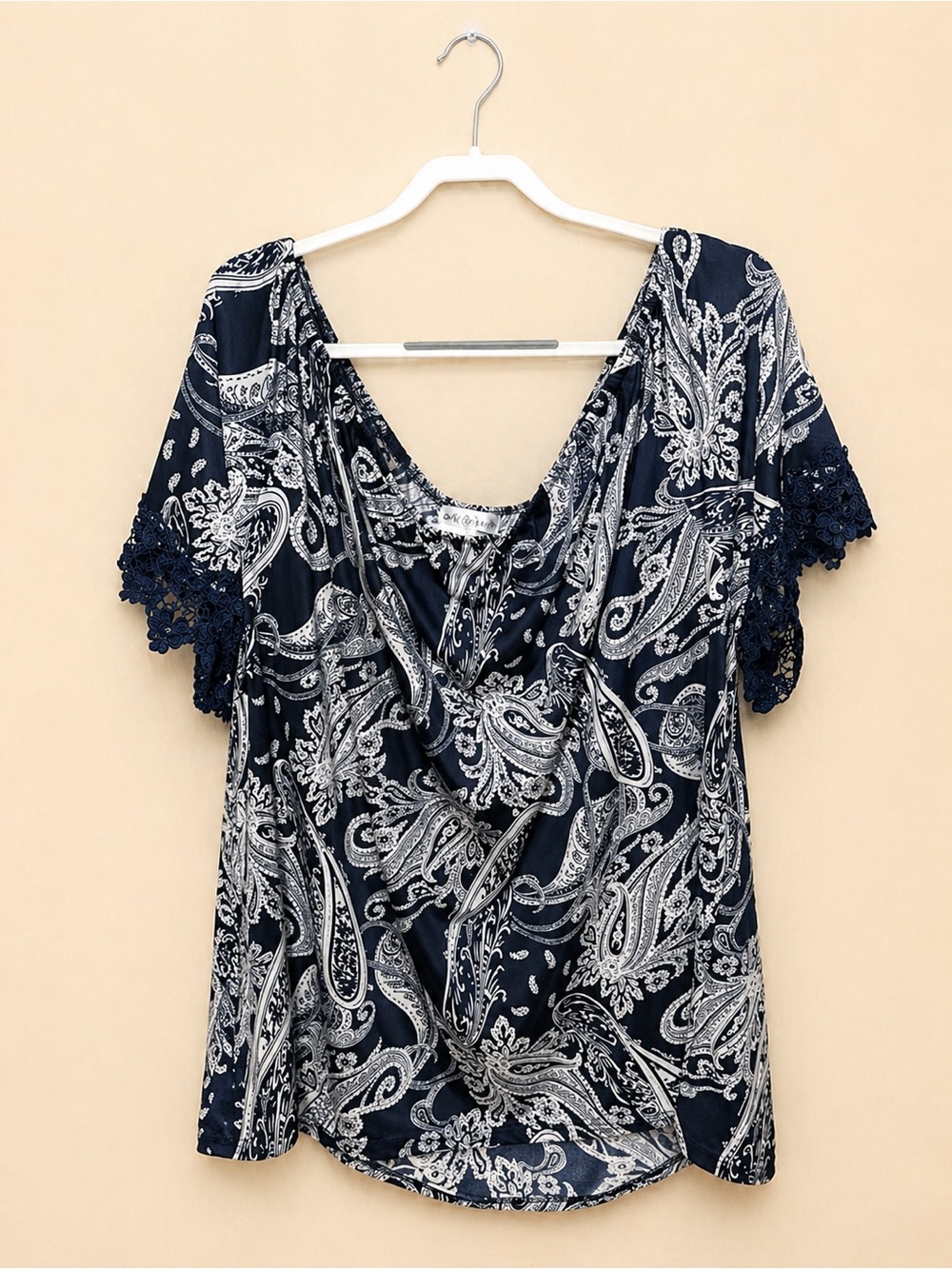 Stem & Vine Paisley Blouse | Size 3X | Flowy Off-Shoulder Vibes